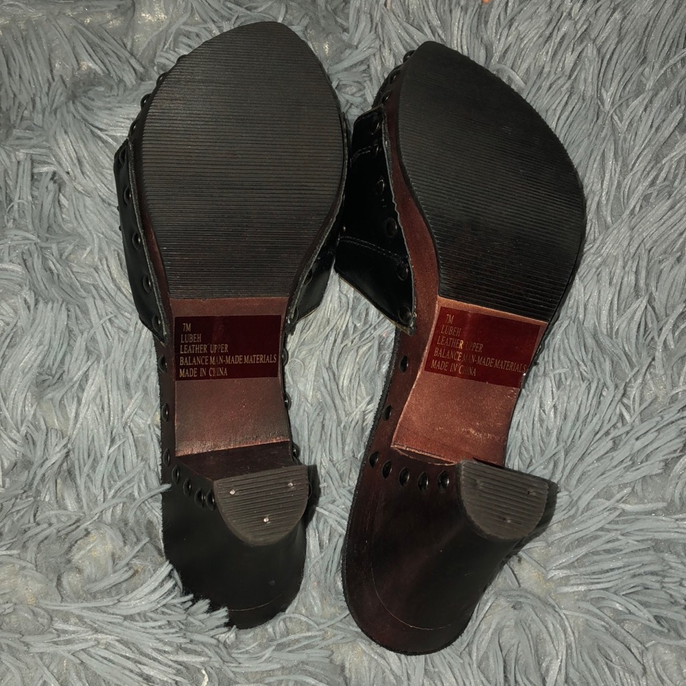 ✨Two Lips Mules✨ - Picture 3 of 3